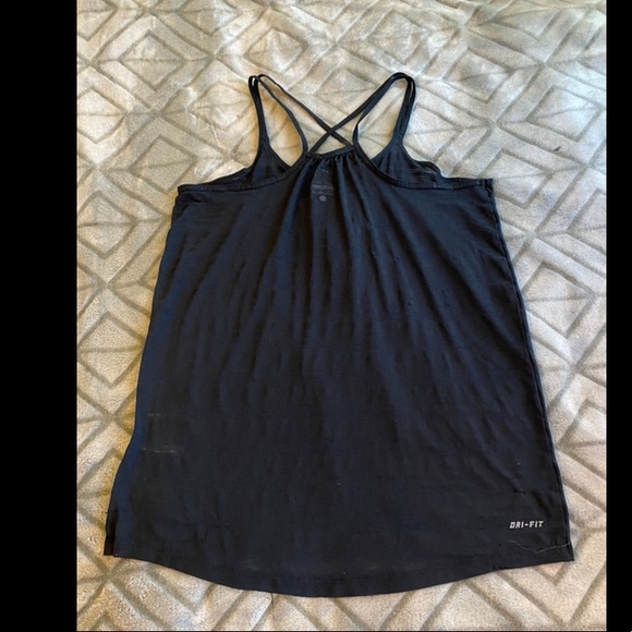 Nike Dri-Fit tank - Picture 3 of 3
